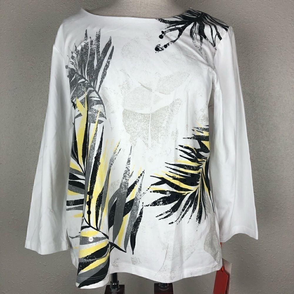 NWT Hearts of Palm Top Size Medium